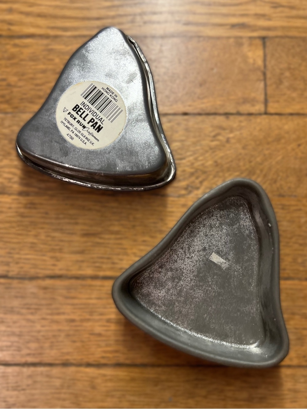 Individual Bell Pan - Gray Nonstick Bakeware (Set of 2)